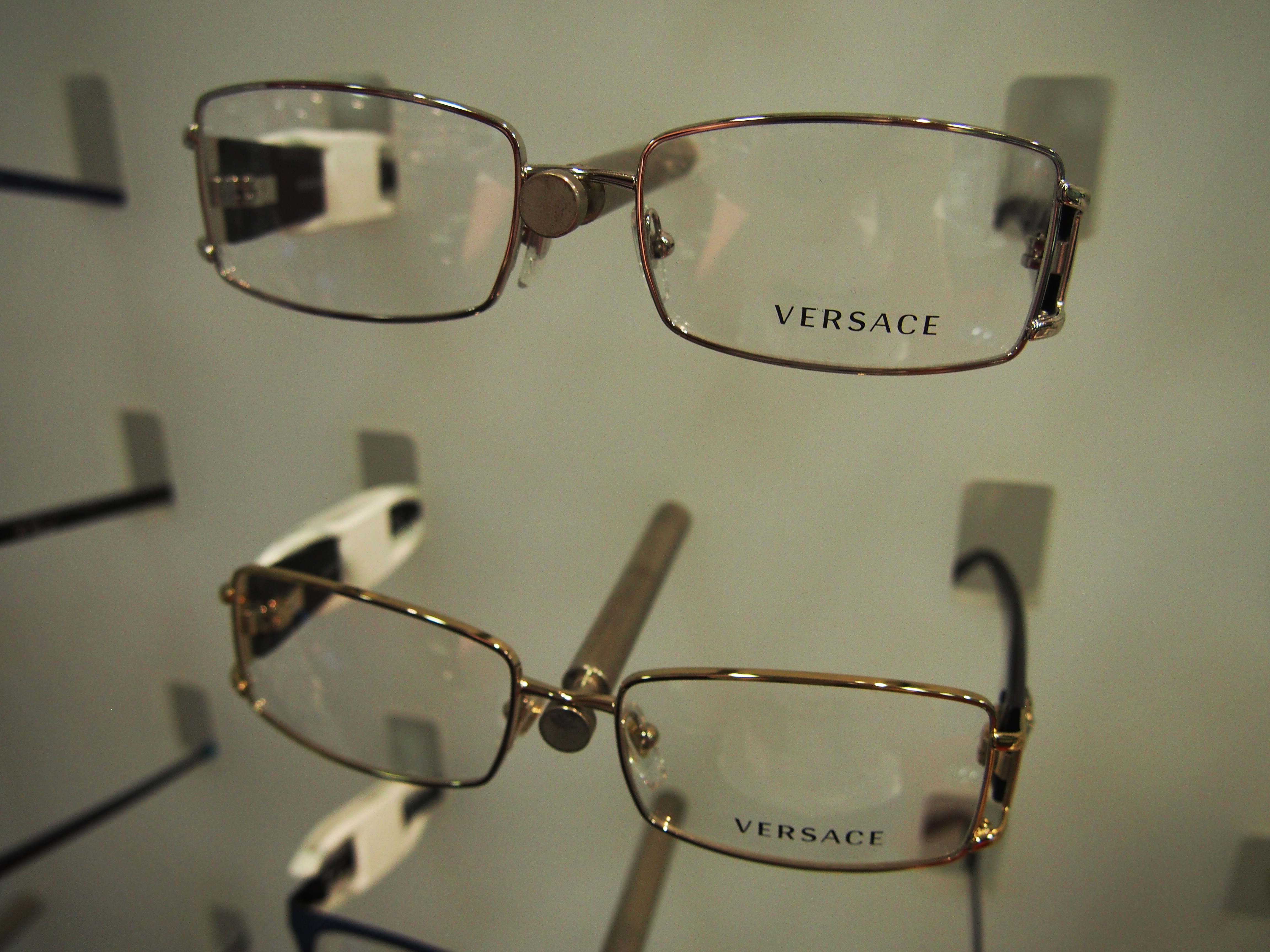 Image 2 du carousel de la marque Versace